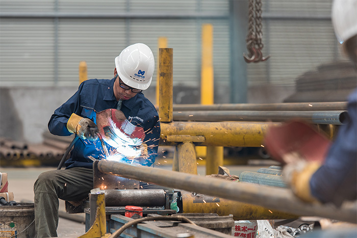 根河网架焊接车间